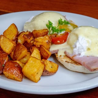 Classic Eggs Benedict